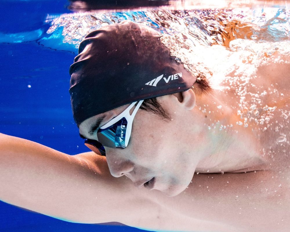 V61 Silicone Swimming Cap